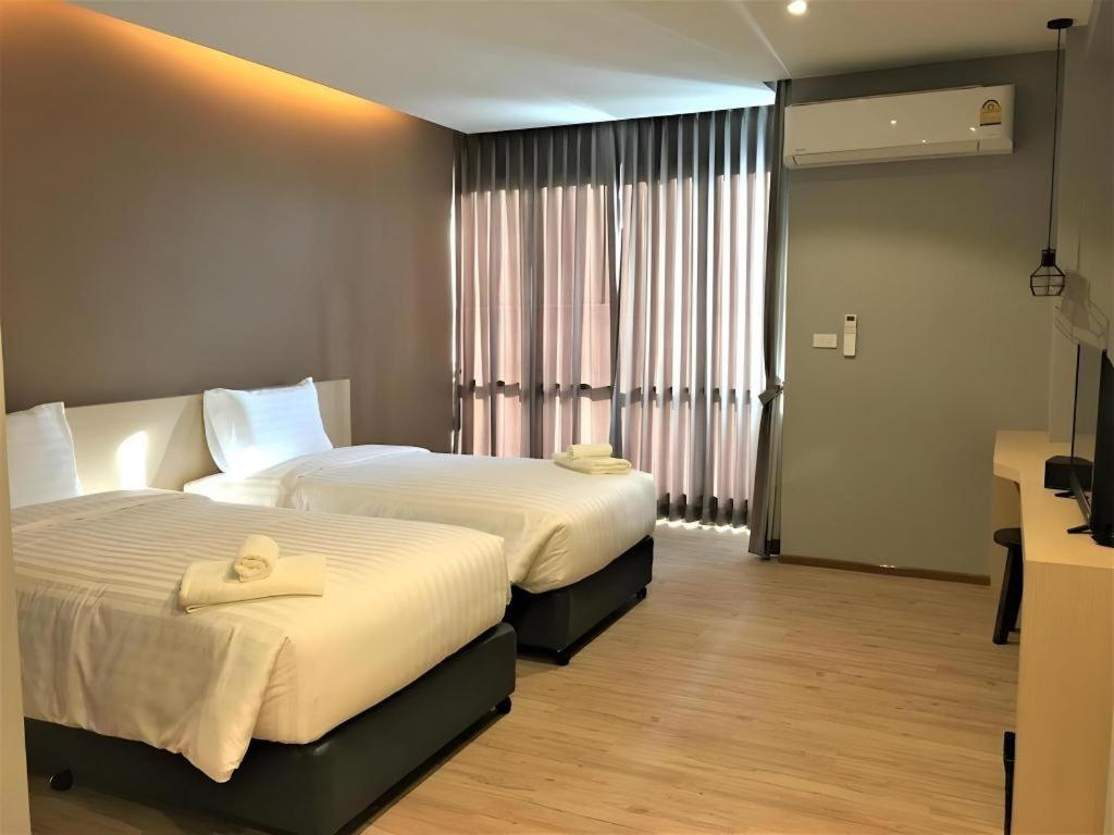 Sans Hotel Ratchaburi Exteriér fotografie