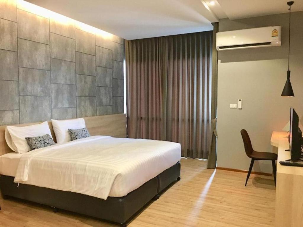 Sans Hotel Ratchaburi Exteriér fotografie