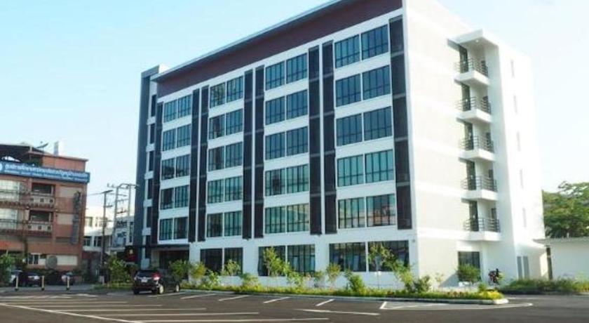 Sans Hotel Ratchaburi Exteriér fotografie